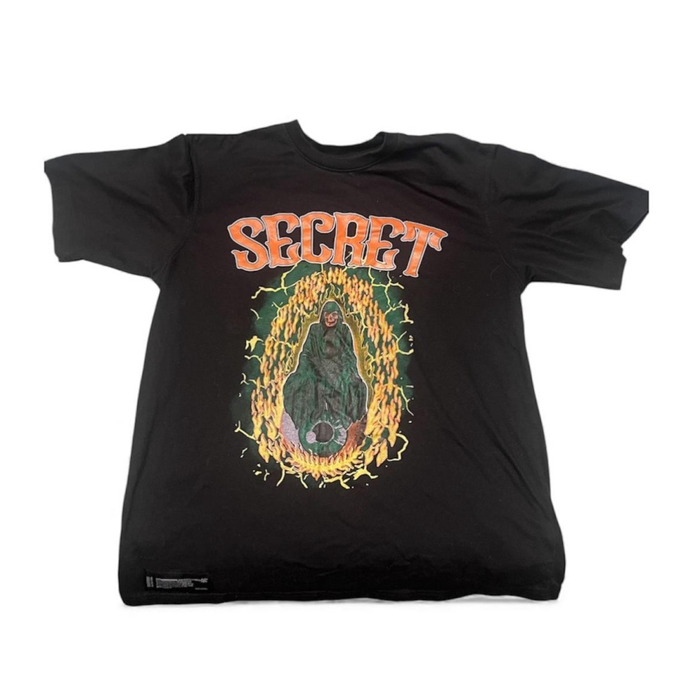 🔥 SECRET Graphic Tee – Streetwear🔥